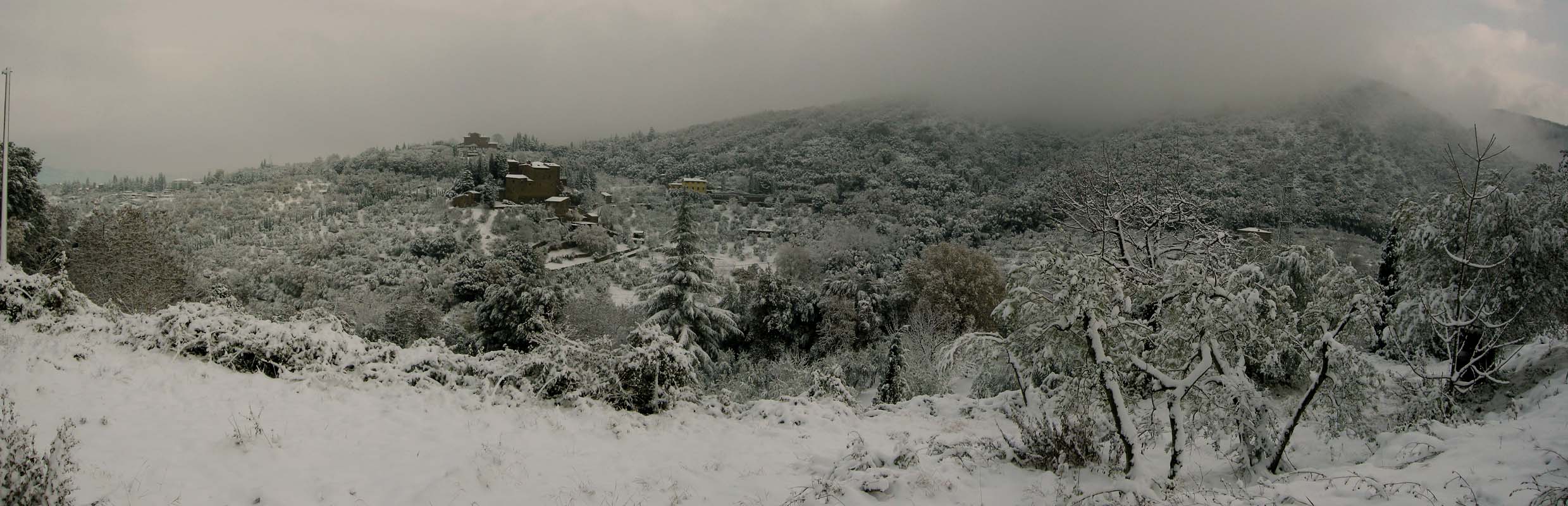 La magica atmosfera del Chianti innevato